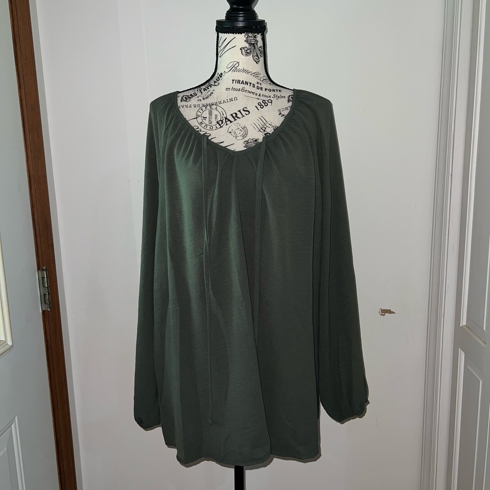 *5/25* SHEIN Forest Green Blouse